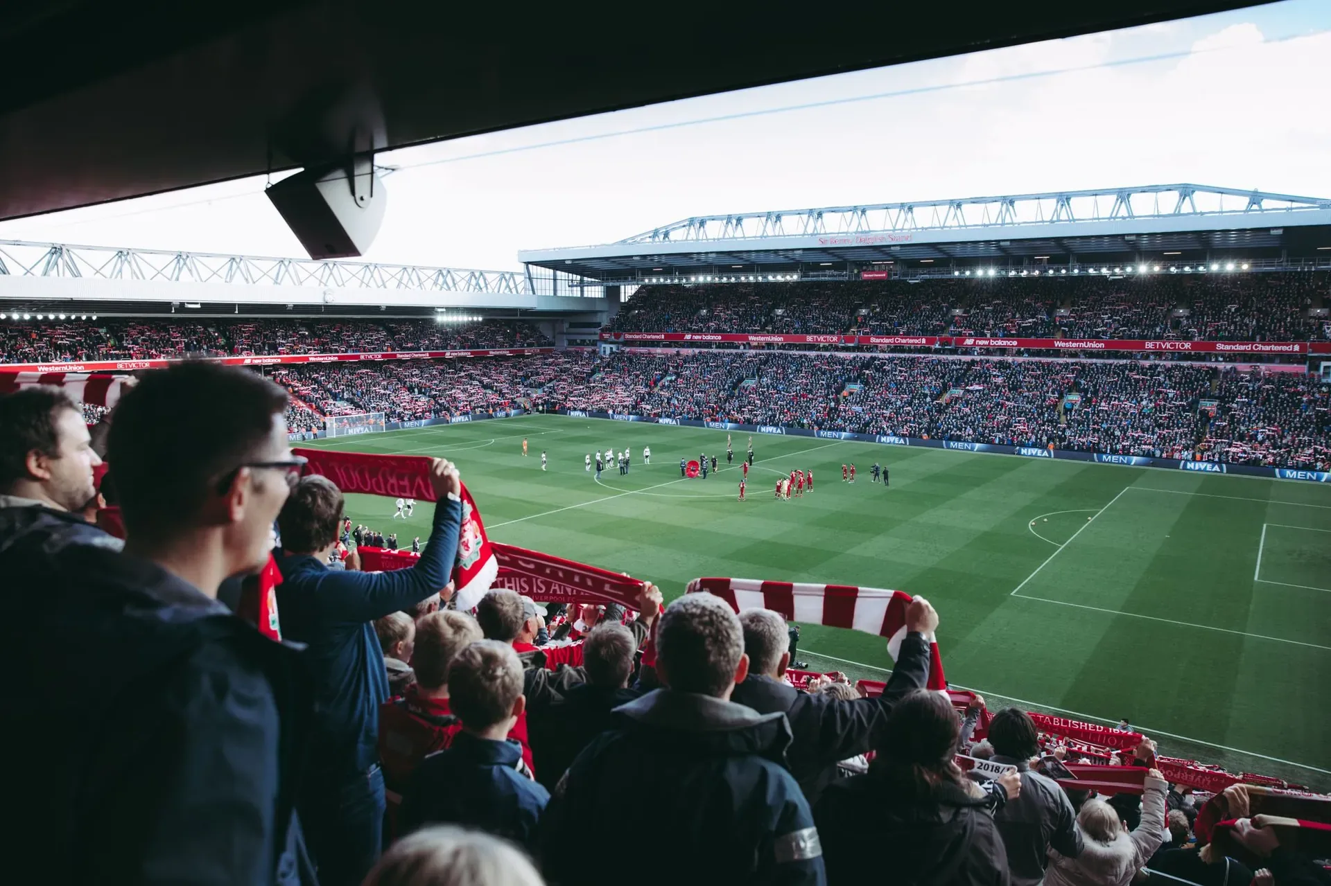 Large venue seating bowl